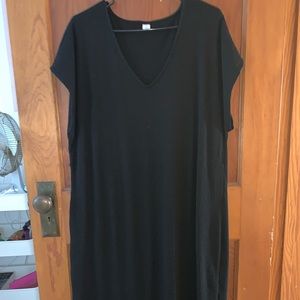 Black Ribbed V-Neck Dress